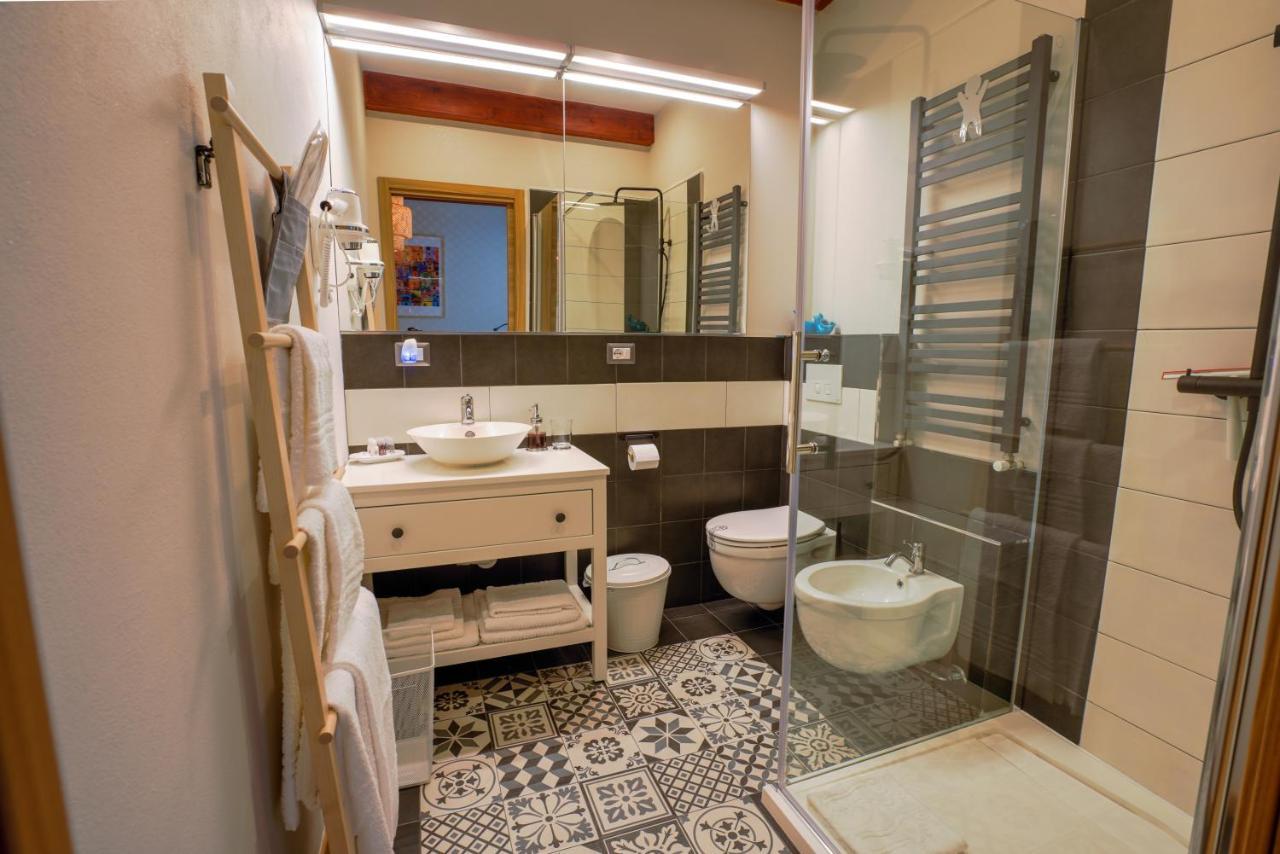 Sa Domo E Giuanne E Giuanna Bed and Breakfast Bosa Εξωτερικό φωτογραφία