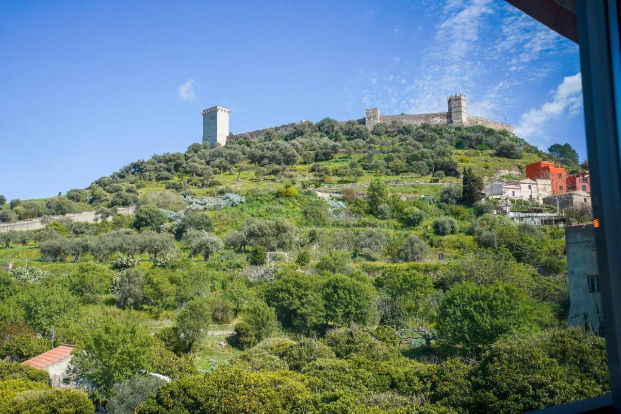 Sa Domo E Giuanne E Giuanna Bed and Breakfast Bosa Εξωτερικό φωτογραφία